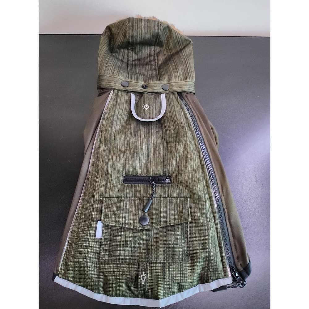 Top Paw Dog Coat Size Medium with Hood and Pockets Led Untested As-Is